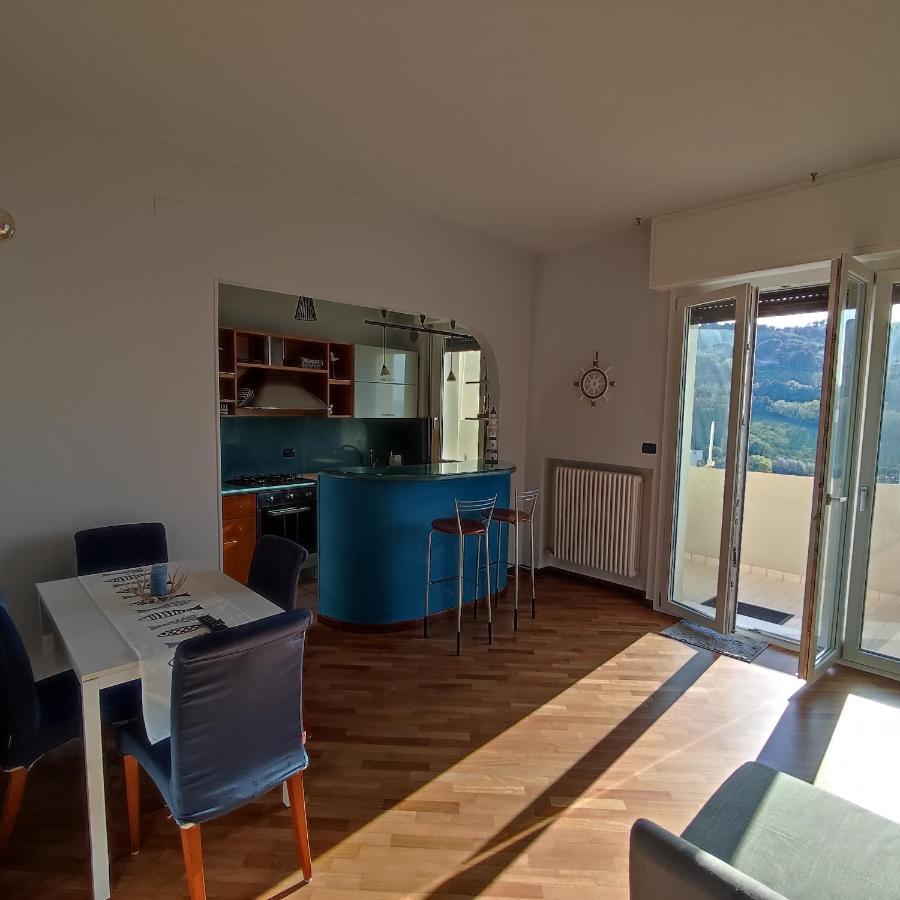 Tramonto In Baia Appartement Pesaro Buitenkant foto
