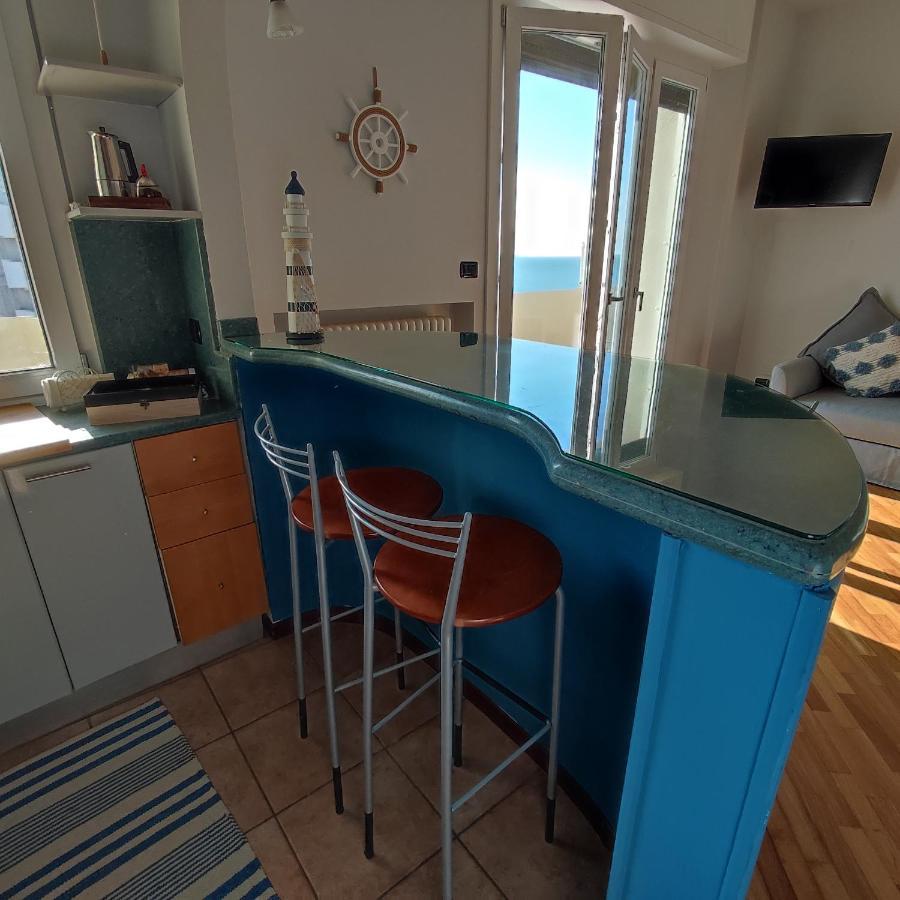 Tramonto In Baia Appartement Pesaro Buitenkant foto