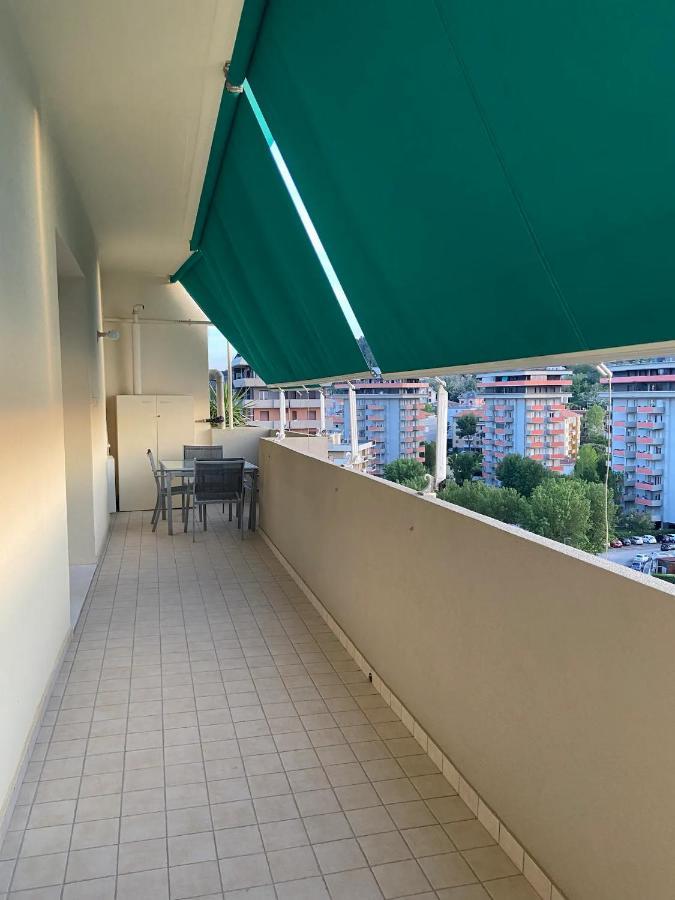 Tramonto In Baia Appartement Pesaro Buitenkant foto